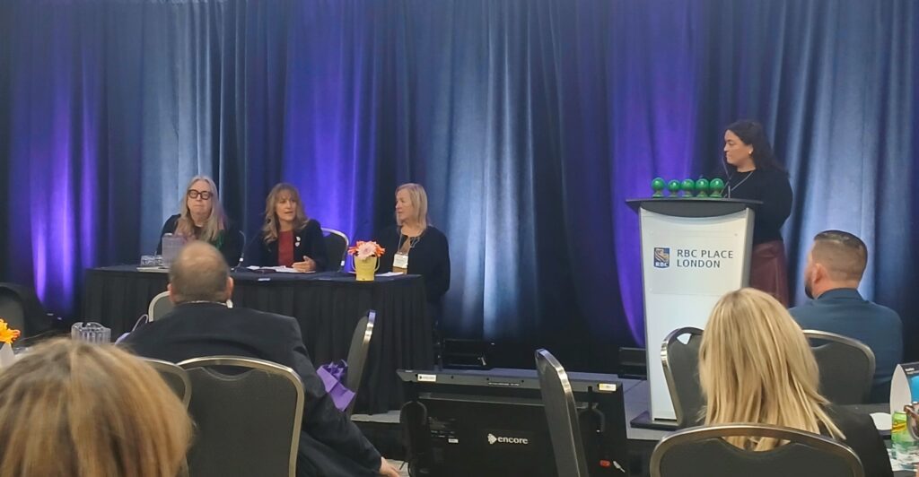 n University Local Government Program Alumni Conference, 2025
Left to right: Sabine Matheson, Mayor Marianne Meed Ward, Mary Ellen Bench